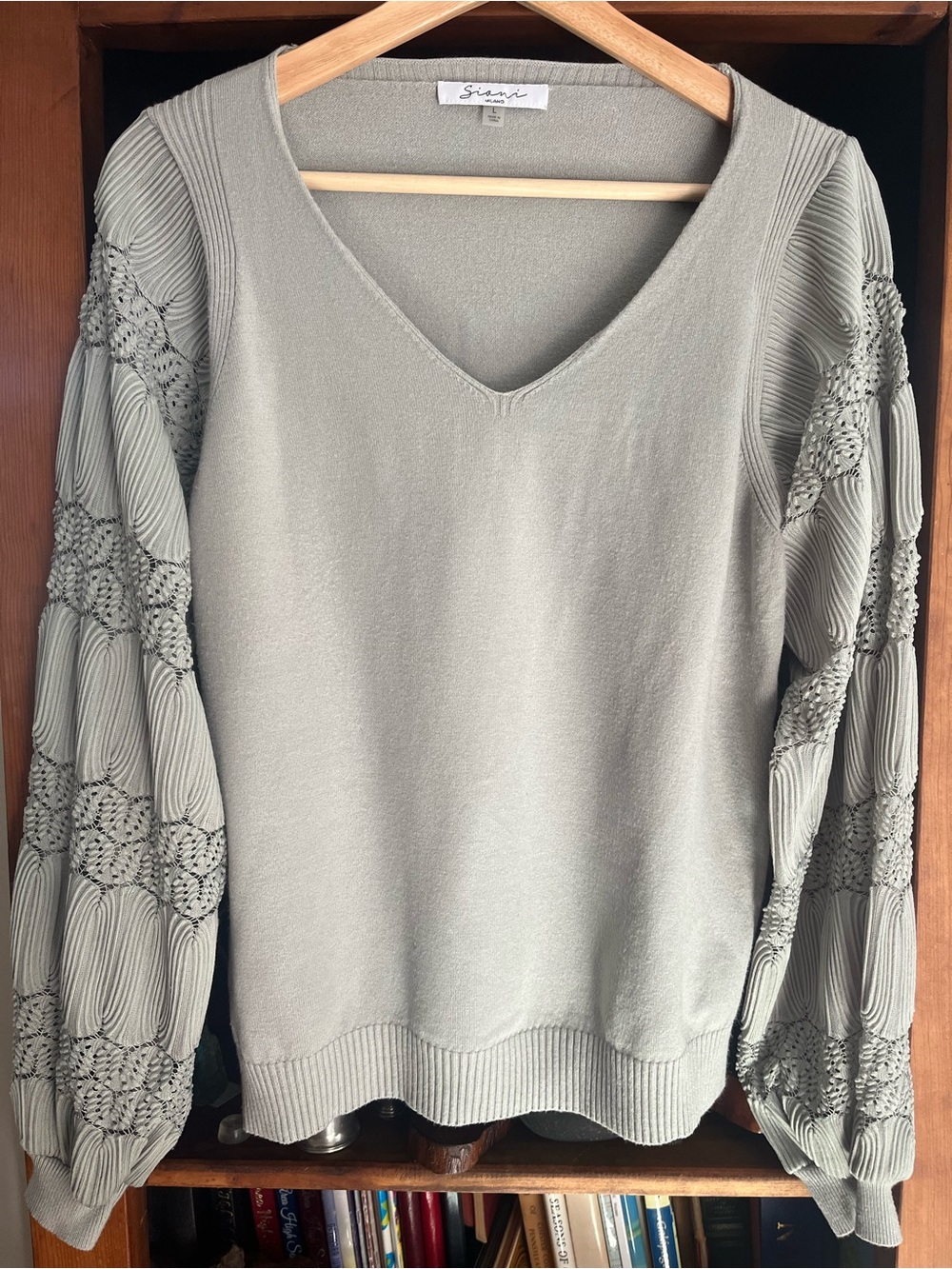 Sioni Sage Green V-Neck Sweater with Textured Balloon Sleeves